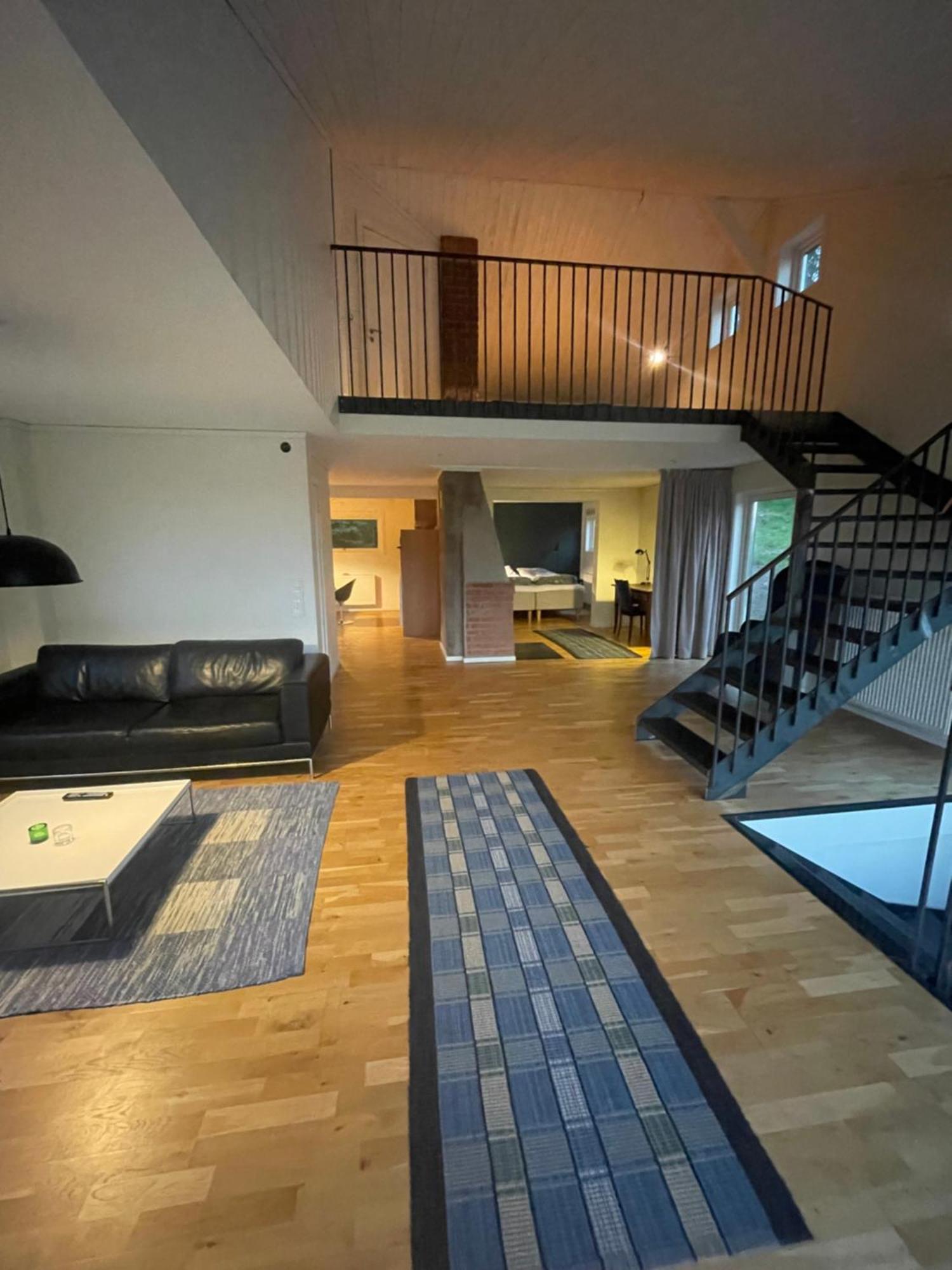 Gisebo Vingard Bed and Breakfast Huskvarna Buitenkant foto